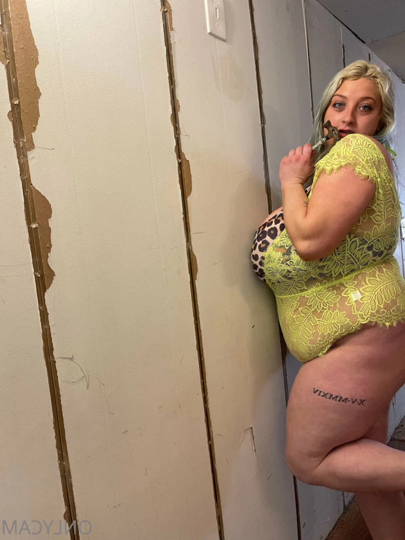cambriacurves Onlyfans leaked photo 11913876 on Hotleaks.tv