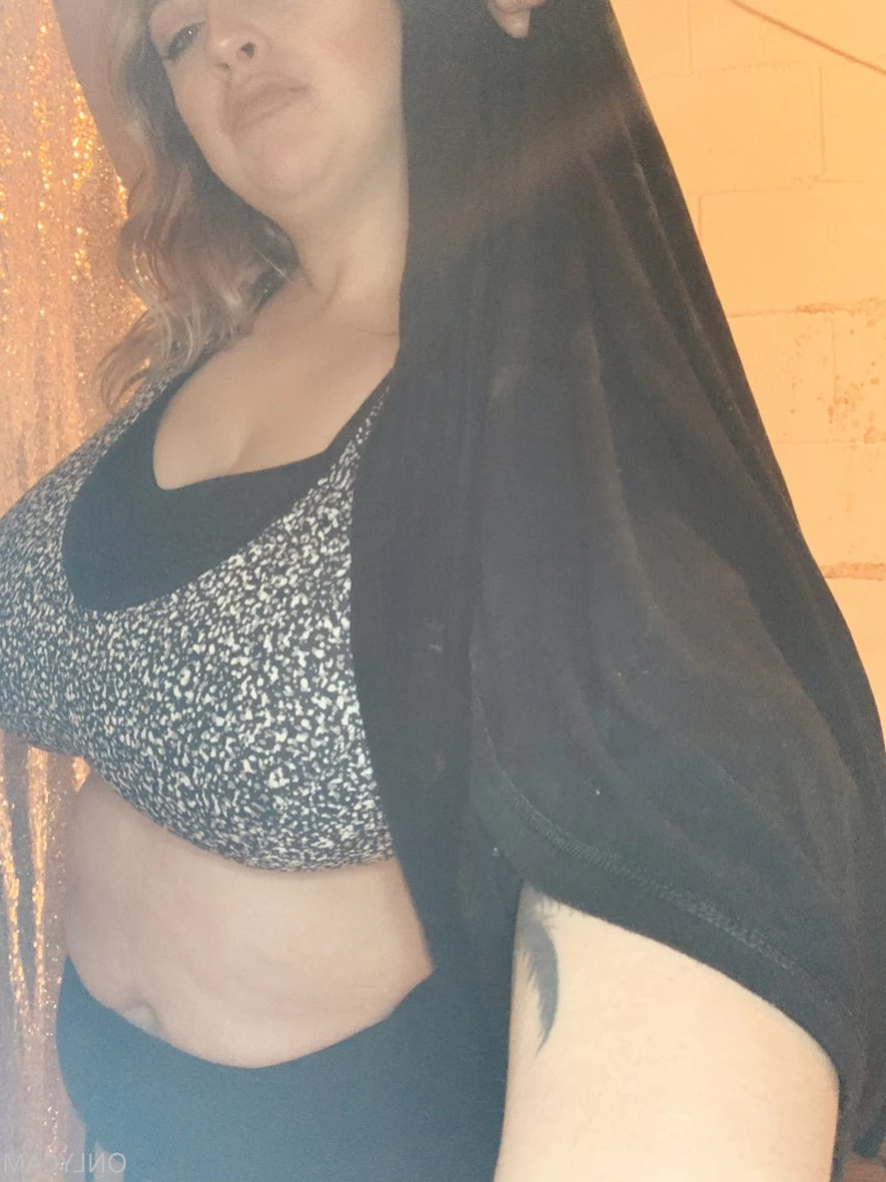 cambriacurves Onlyfans leaked photo 13071809 on Hotleaks.tv