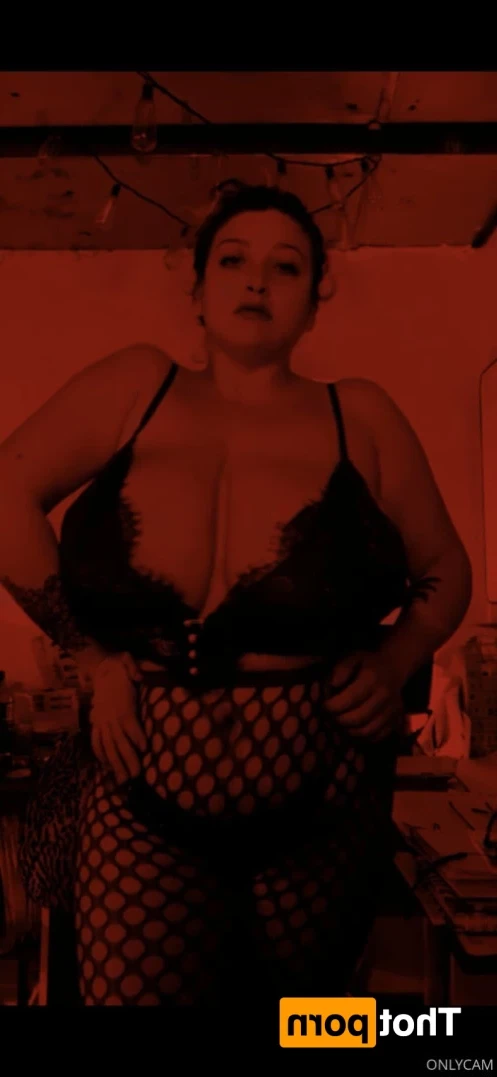 cambriacurves Onlyfans leaked photo 14202997 on Hotleaks.tv