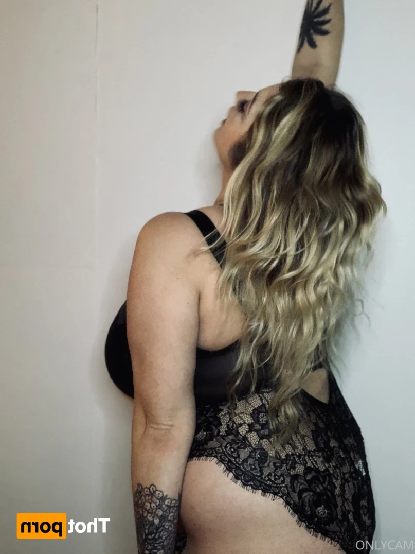 cambriacurves Onlyfans leaked photo 15921926 on Hotleaks.tv