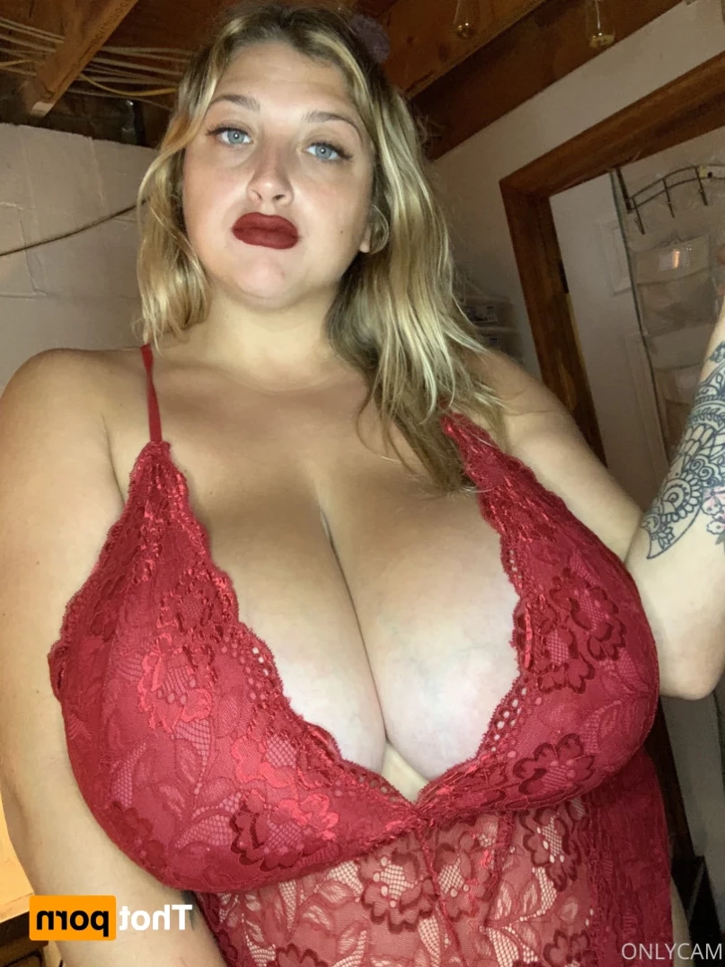 cambriacurves Onlyfans leaked photo 15922017 on Hotleaks.tv
