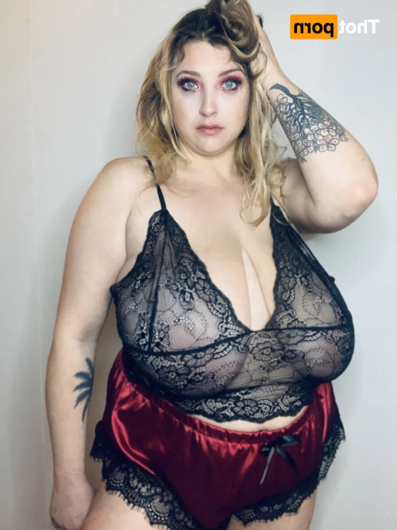 cambriacurves Onlyfans leaked photo 15922143 on Hotleaks.tv