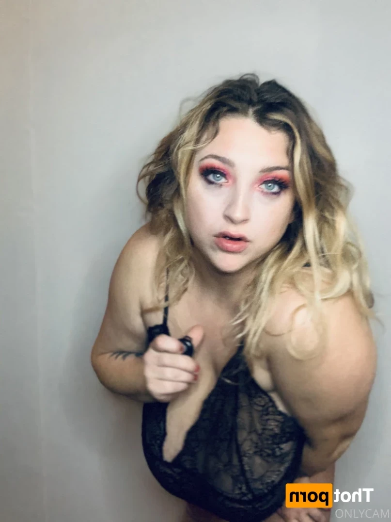 cambriacurves Onlyfans leaked photo 15922554 on Hotleaks.tv