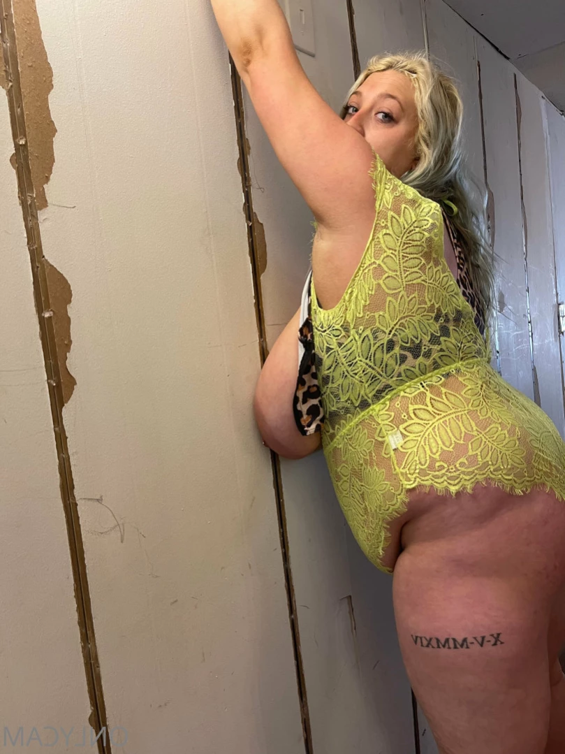 cambriacurves Onlyfans leaked photo 15940948 on Hotleaks.tv