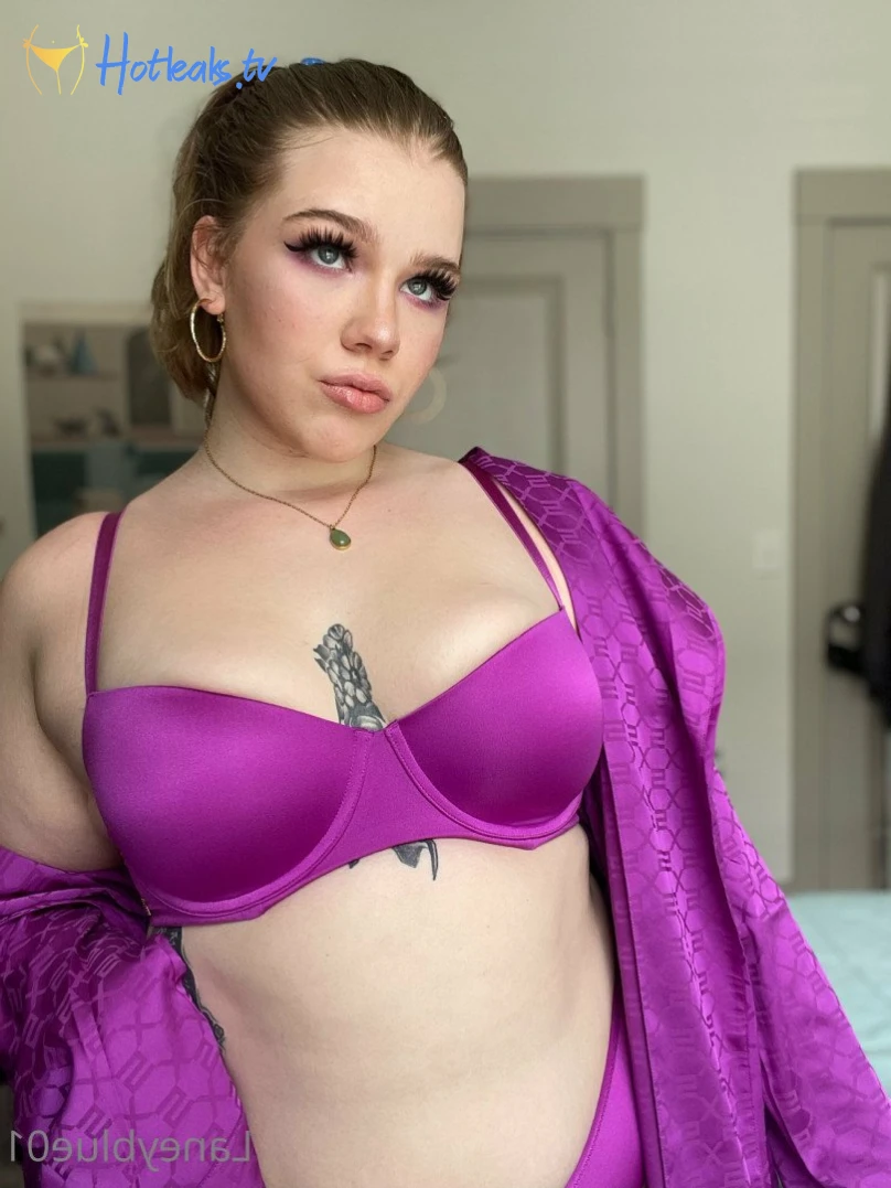 Laney Blue [ laneyblue01 ] Onlyfans leaked photo 2416844 on Hotleaks.tv