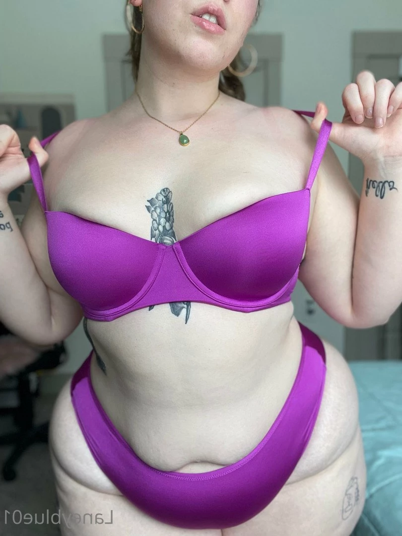 Laney Blue [ laneyblue01 ] Onlyfans leaked photo 2417127 on Hotleaks.tv