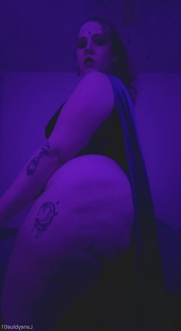 Laney Blue [ laneyblue01 ] Onlyfans leaked photo 4173920 on Hotleaks.tv