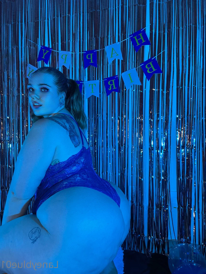 Laney Blue [ laneyblue01 ] Onlyfans leaked photo 6654260 on Hotleaks.tv