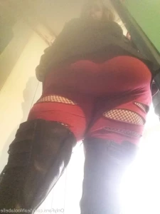 6401777