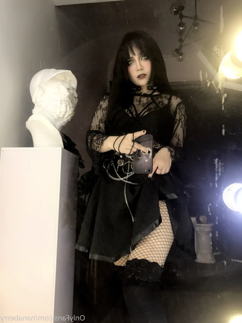 Nana Berry [ nanaberry ] Onlyfans leaked photo 15544439 on Hotleaks.tv