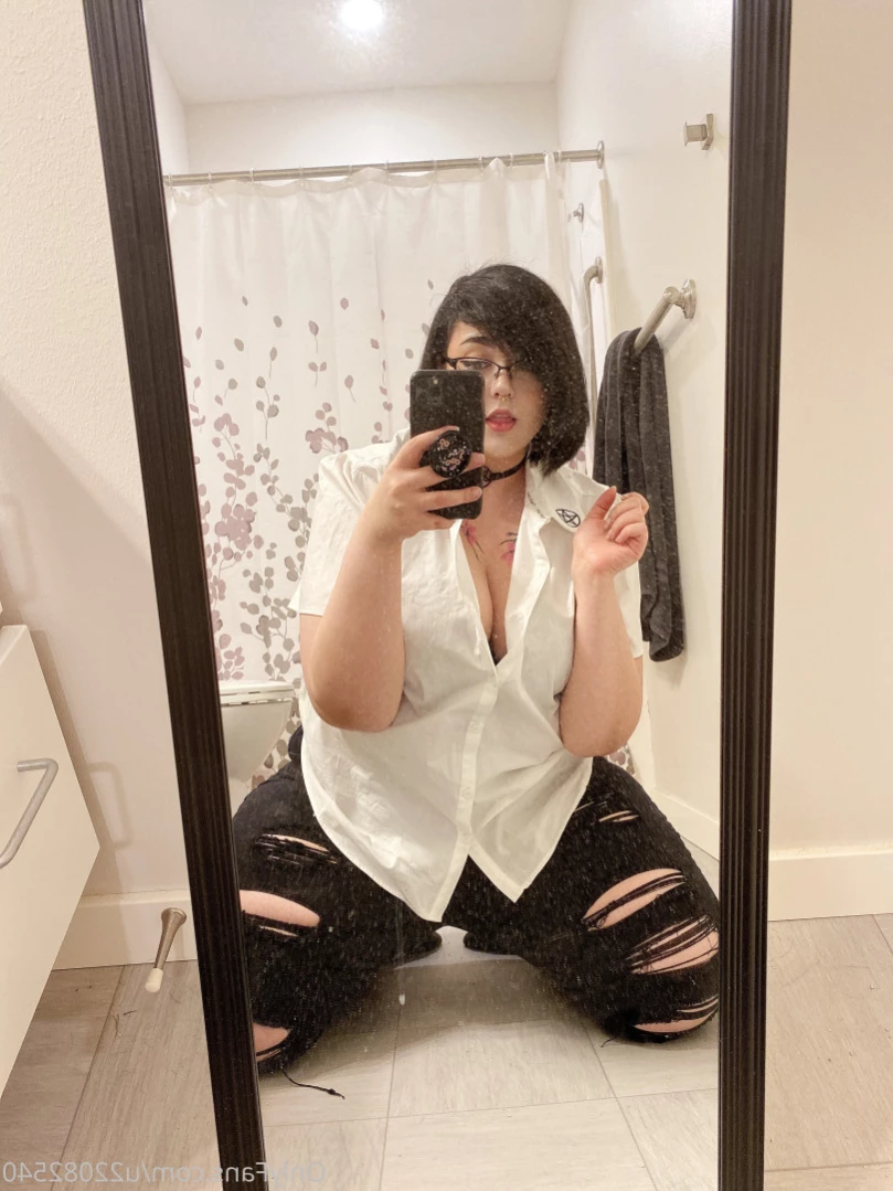 satanpanties666 Onlyfans leaked photo 15559421 on Hotleaks.tv
