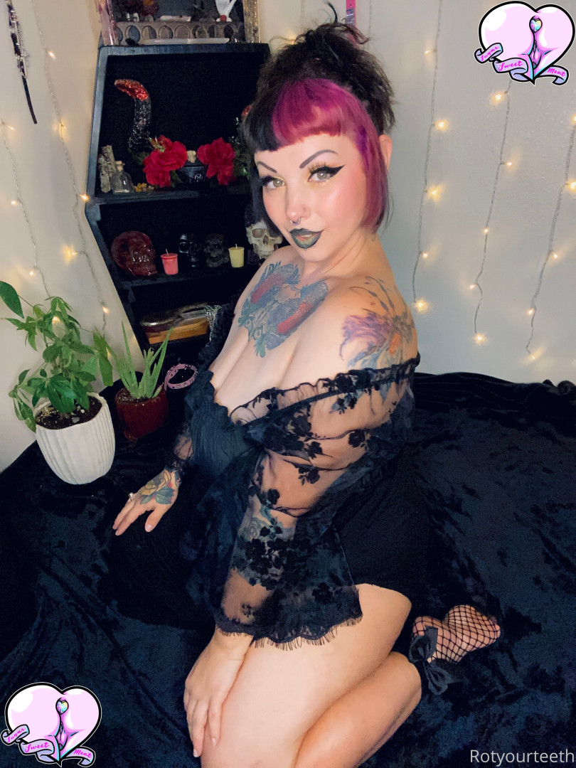 SugarSweetmeat [ sugarsweetmeatpie ] Onlyfans leaked photo 16673423 on Hotleaks.tv