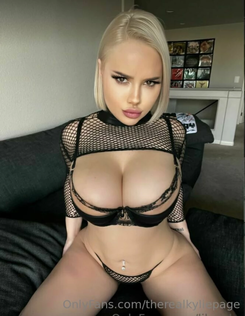 Kylie Page [ therealkyliepage ] Onlyfans leaked photo 18470332 on Hotleaks.tv