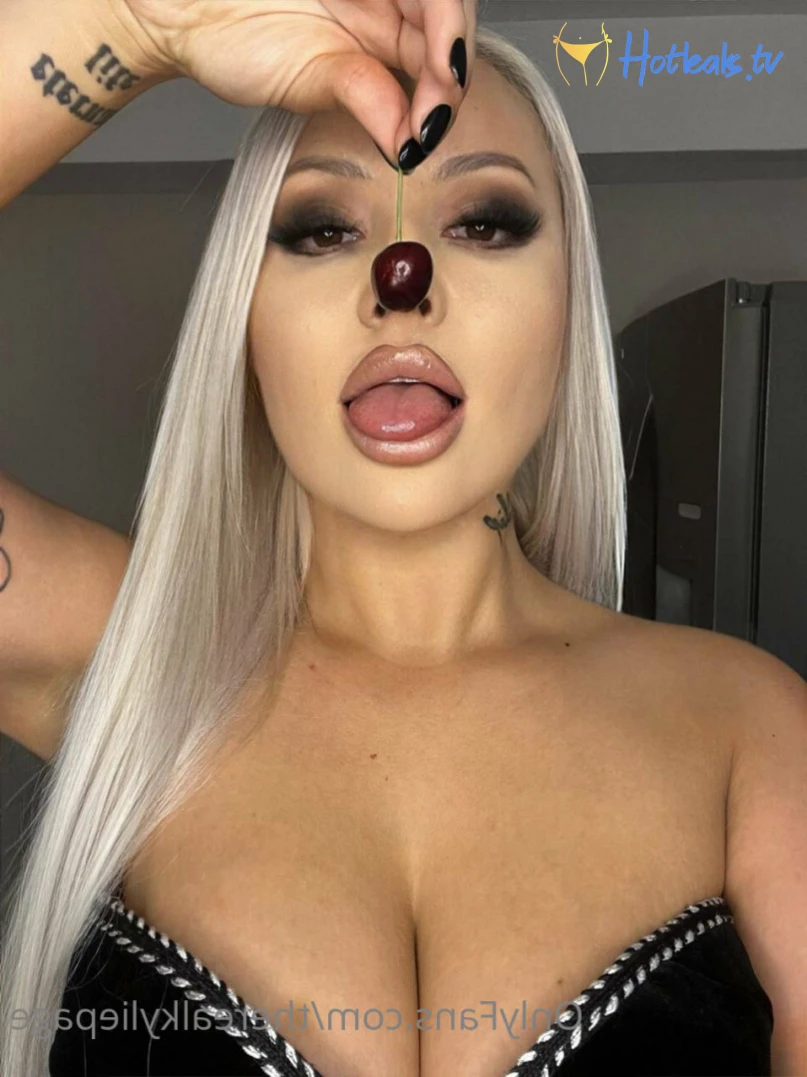 Kylie Page [ therealkyliepage ] Onlyfans leaked photo 15428411 on  Hotleaks.tv