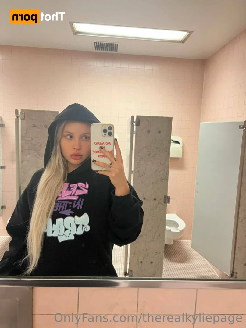 Kylie Page [ therealkyliepage ] Onlyfans leaked photo 15541072 on Hotleaks.tv