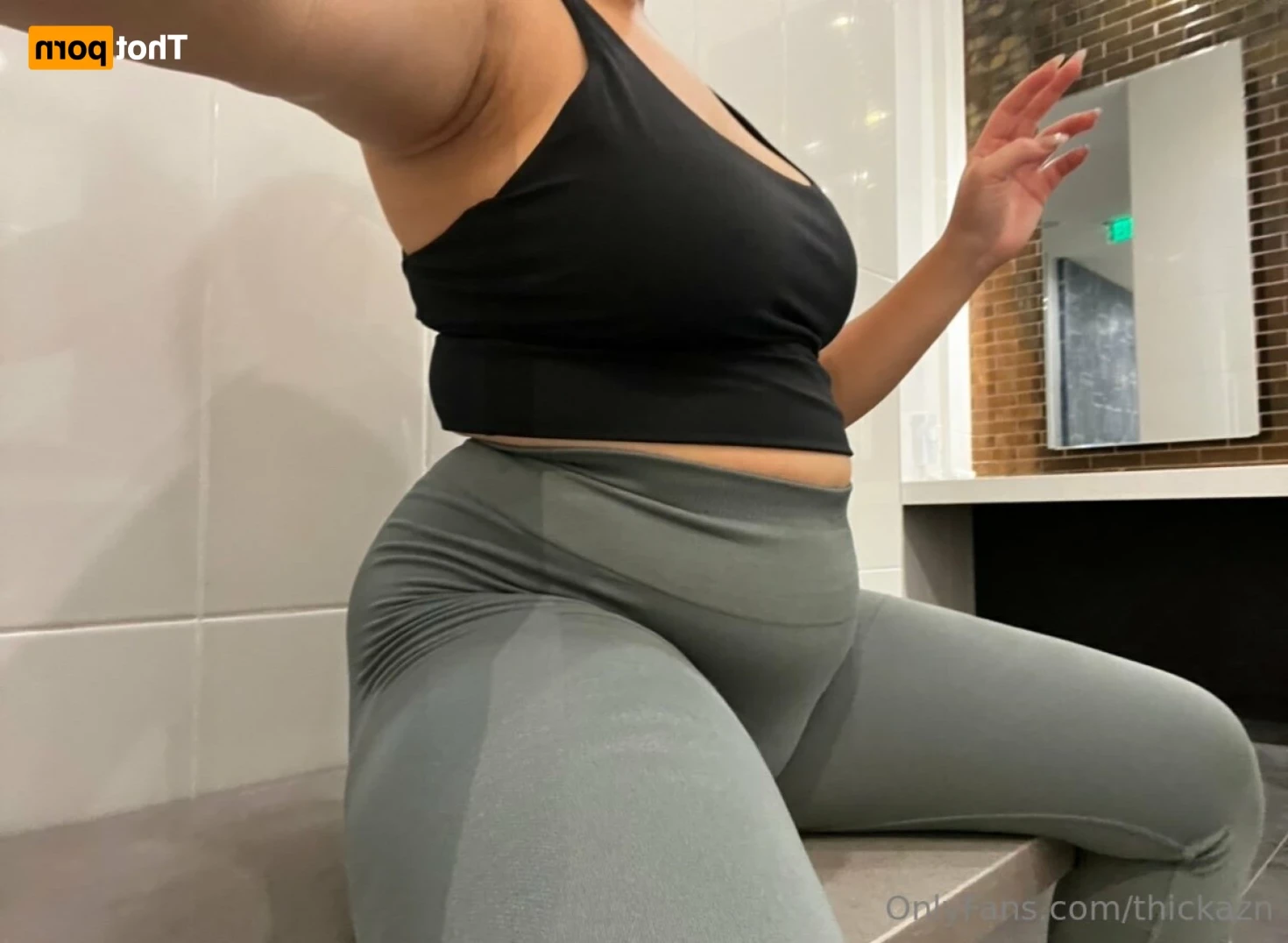 thickazn Onlyfans leaked photo 15539893 on Hotleaks.tv