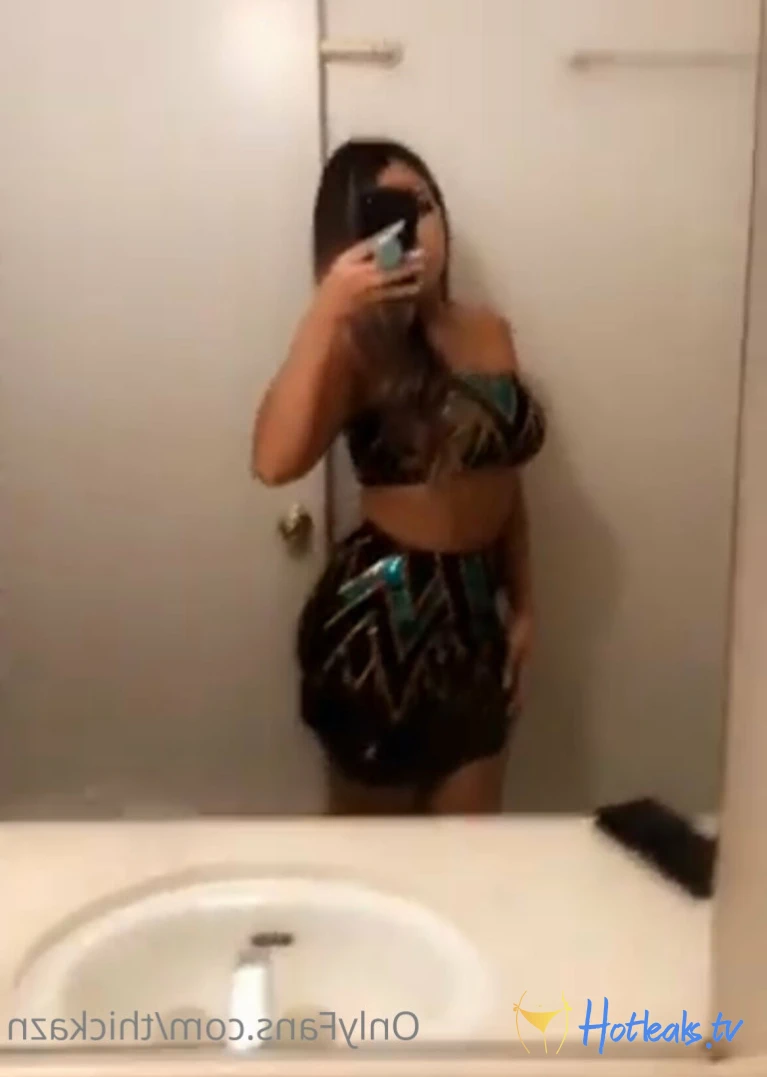 thickazn 15540365