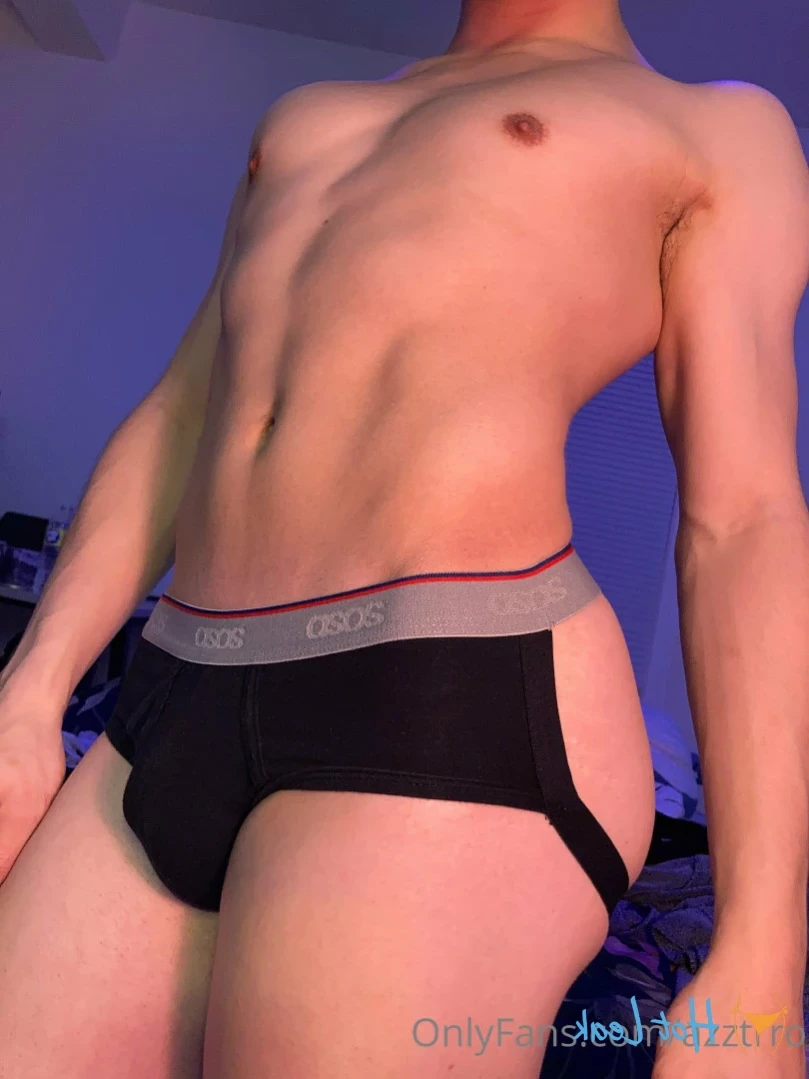 Azztro [ azztrro ] Onlyfans leaked photo 12223597 on Hotleaks.tv