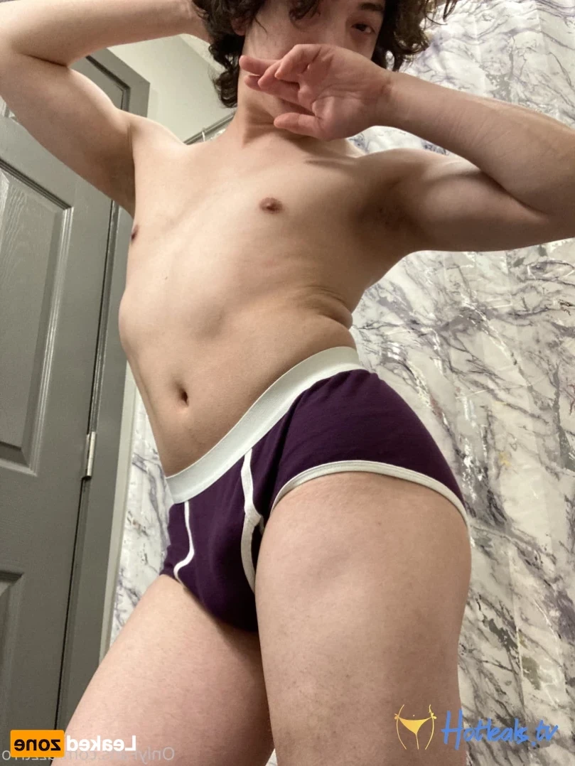 Azztro [ azztrro ] Onlyfans leaked photo 15289185 on Hotleaks.tv