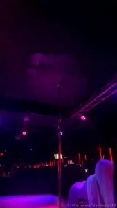 𝓑𝓪𝓻𝓫𝓲𝓮 [ badlittlebarbie18 ] Onlyfans leaked video 10684596 on Hotleaks.tv