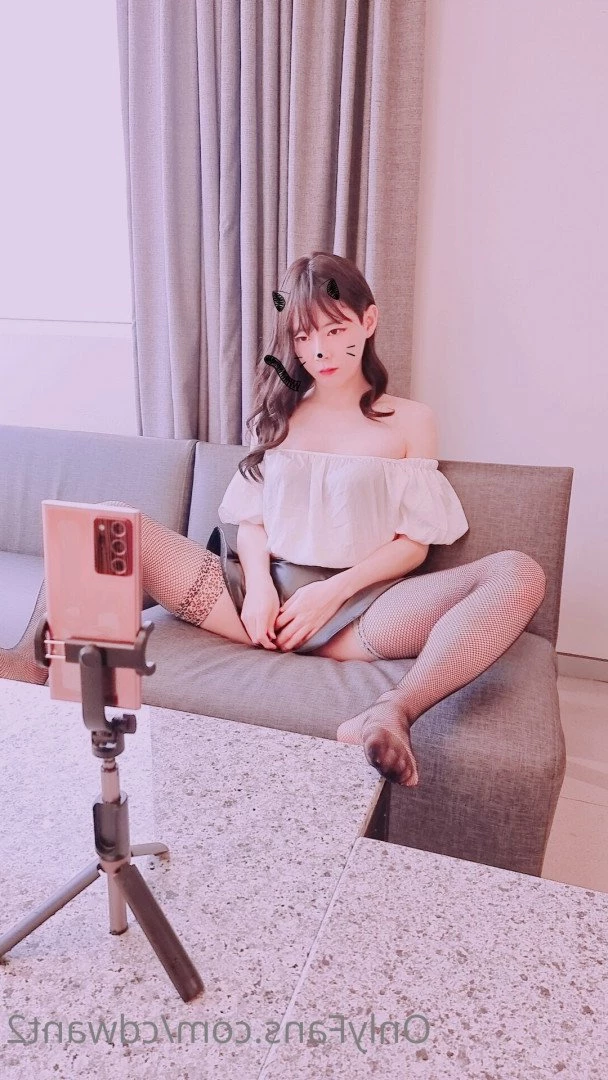 Wooseure [ cdwant2 ] Onlyfans leaked photo 2370321 on Hotleaks.tv