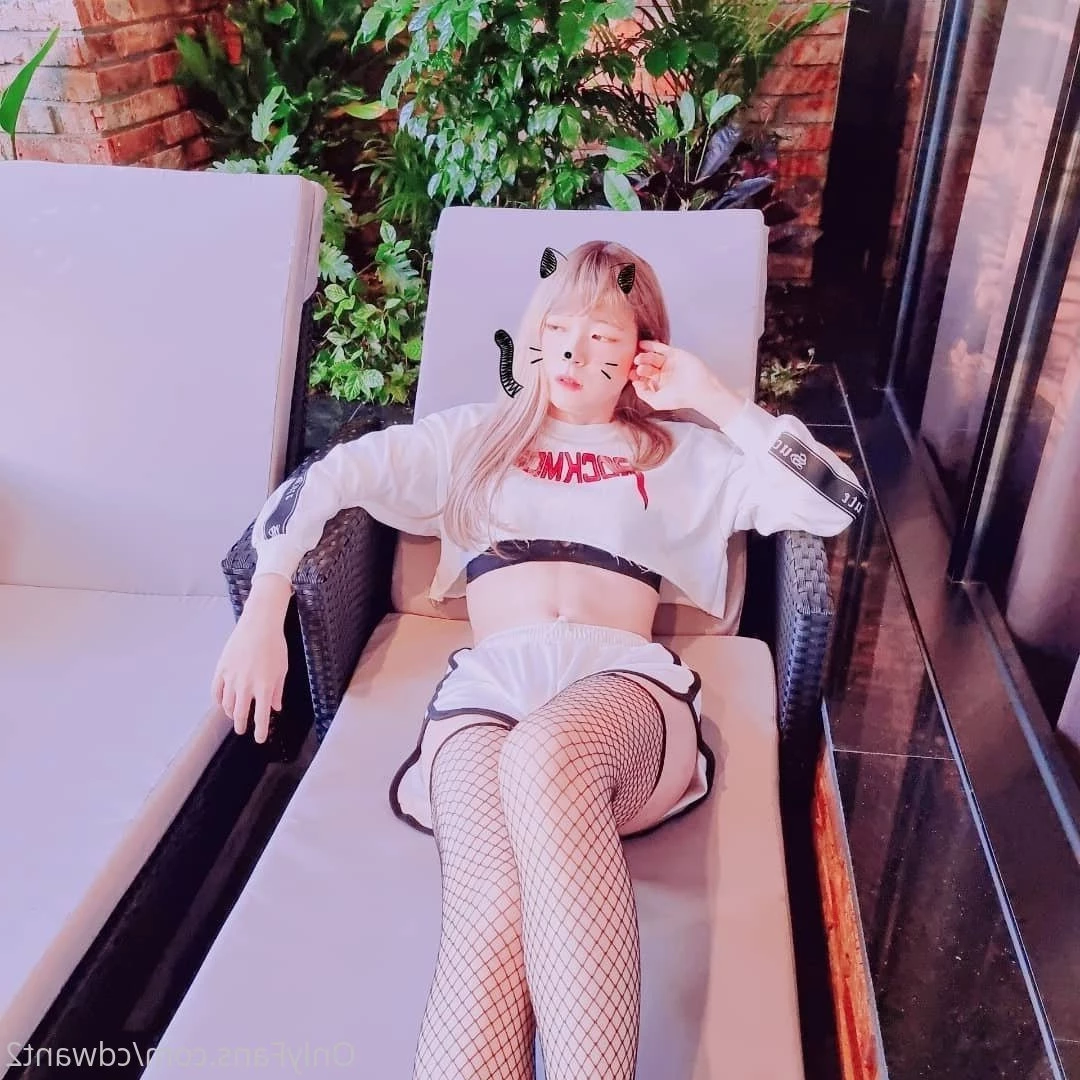 Wooseure [ cdwant2 ] Onlyfans leaked photo 2374517 on Hotleaks.tv