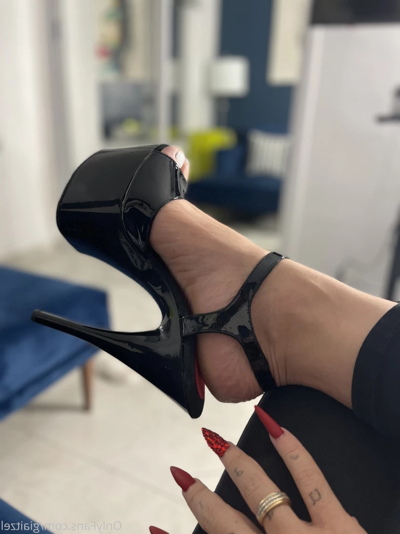 Gia SeX 🎀 [ giaitzel ] Onlyfans leaked photo 6481705 on Hotleaks.tv