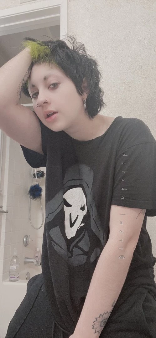 gremlinbxtch Onlyfans leaked photo 4420179 on Hotleaks.tv