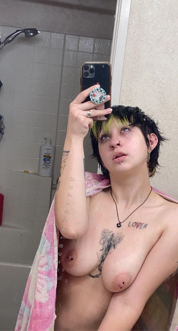 gremlinbxtch Onlyfans leaked photo 4423231 on Hotleaks.tv