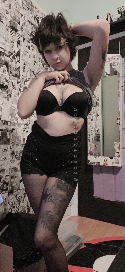 gremlinbxtch Onlyfans leaked photo 4428260 on Hotleaks.tv
