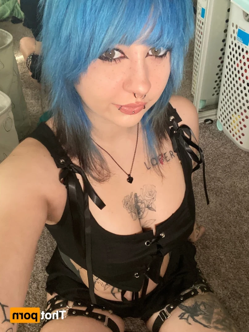 gremlinbxtch Onlyfans leaked photo 15582344 on Hotleaks.tv