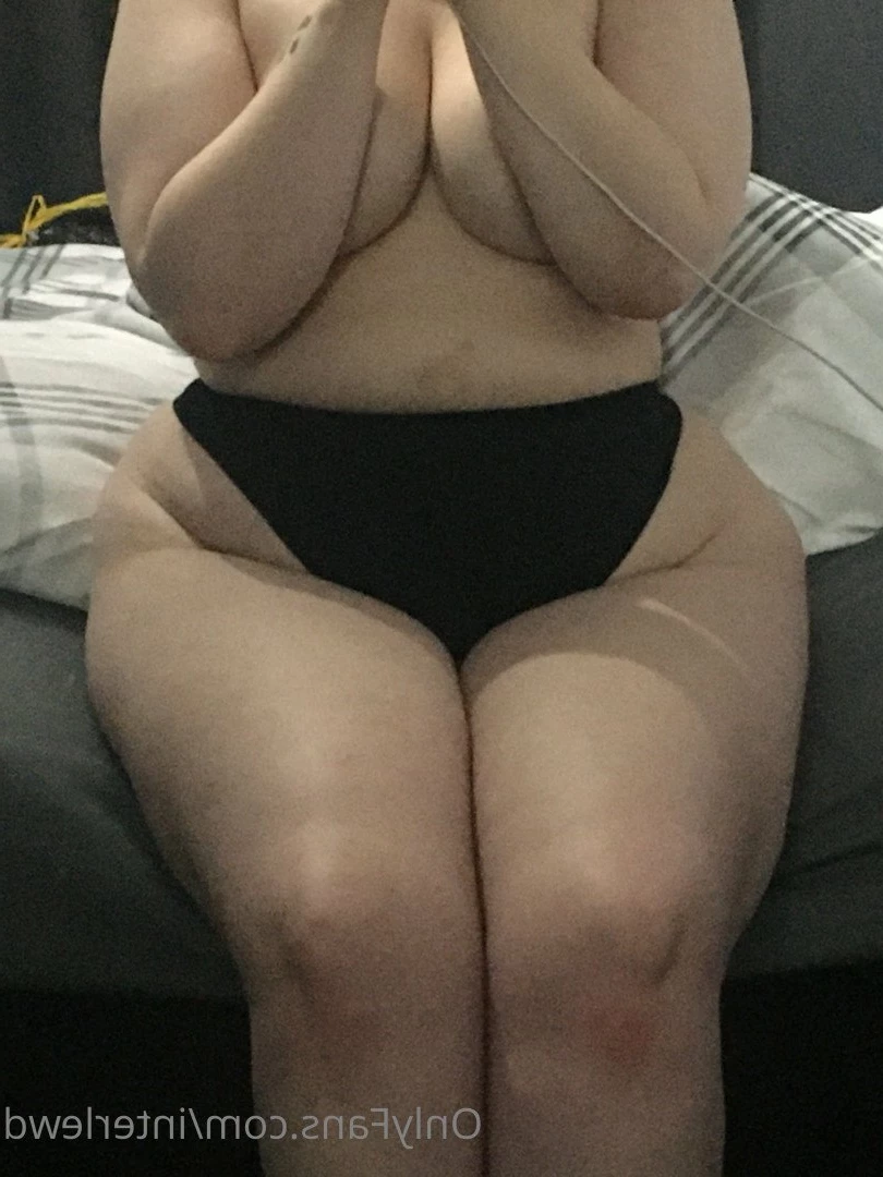 Suzanna [ interlewd ] Onlyfans leaked photo 2388494 on Hotleaks.tv