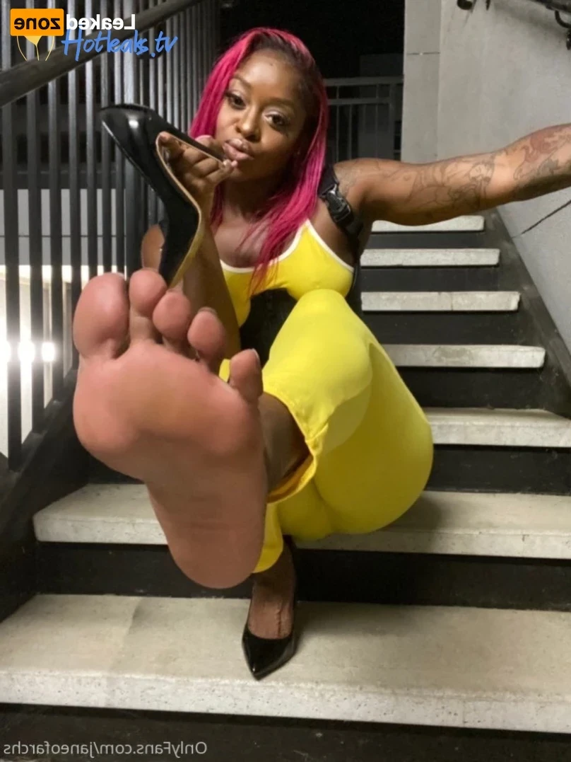 Jane [ janeofarchs ] Onlyfans leaked photo 14782155 on Hotleaks.tv