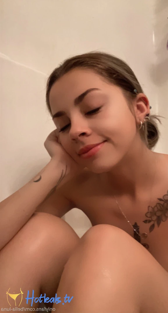 Bella Luna [ bella-luna ] Onlyfans leaked photo 9573202 on Hotleaks.tv