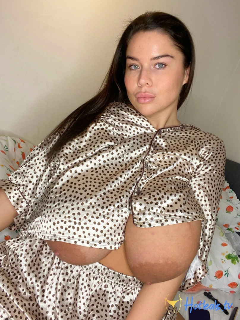 ERIN 😇 [ mcuperin ] Onlyfans leaked photo 12424242 on Hotleaks.tv