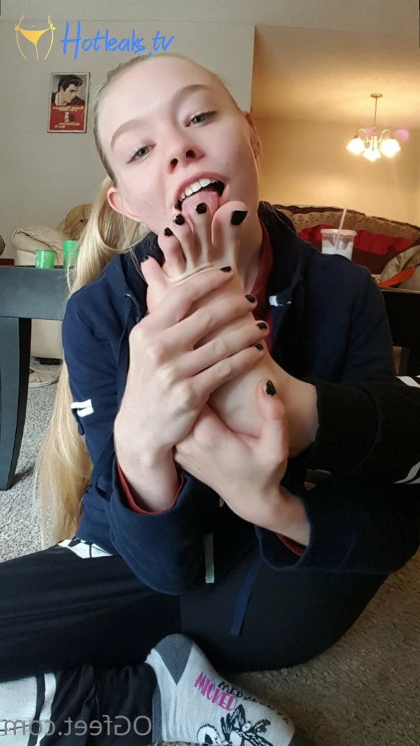 Sativa Skies [ ogfeet ] Onlyfans leaked photo 4328149 on Hotleaks.tv