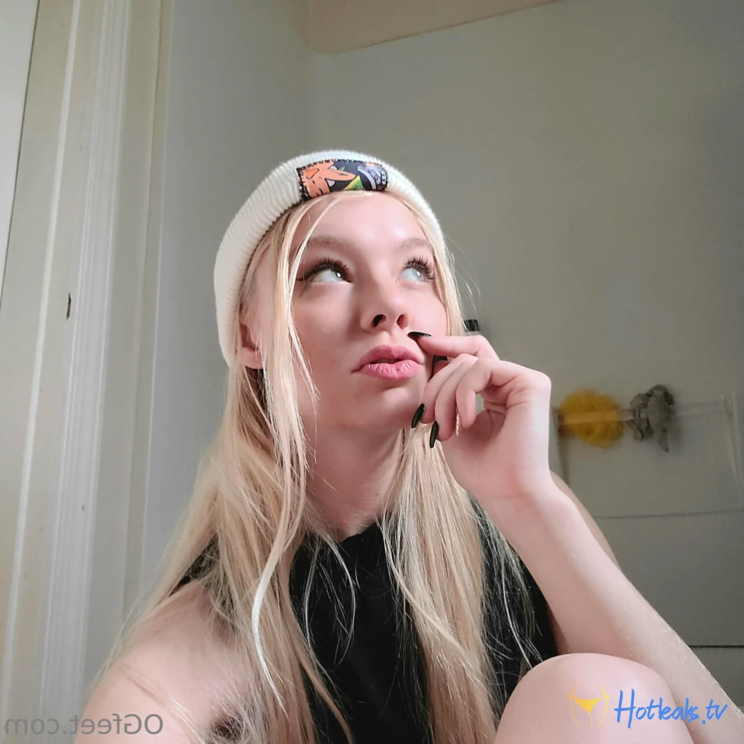 Sativa Skies [ ogfeet ] Onlyfans leaked photo 12889930 on Hotleaks.tv