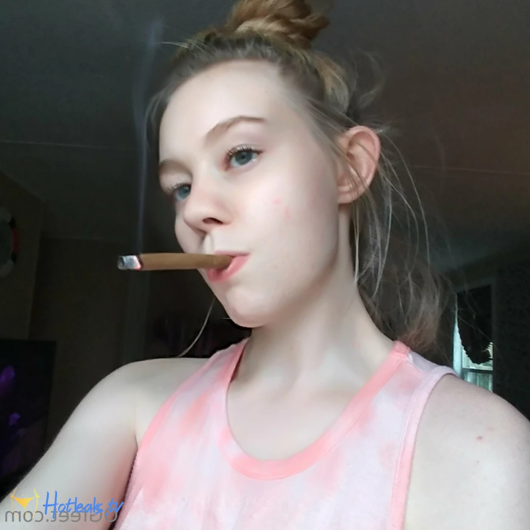 Sativa Skies [ ogfeet ] Onlyfans leaked photo 14765841 on Hotleaks.tv