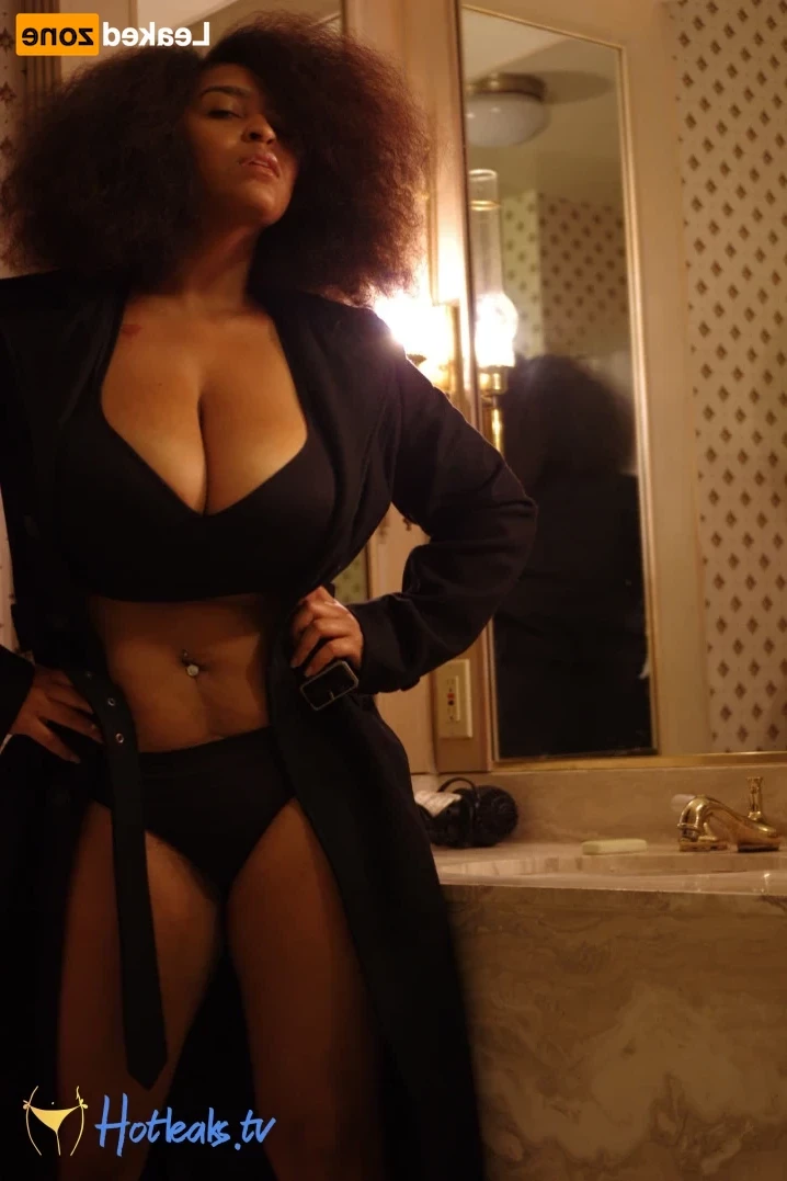 IGs: autoGAIAGRAPHY [ professor_gaia ] Onlyfans leaked photo 14901965 on Hotleaks.tv