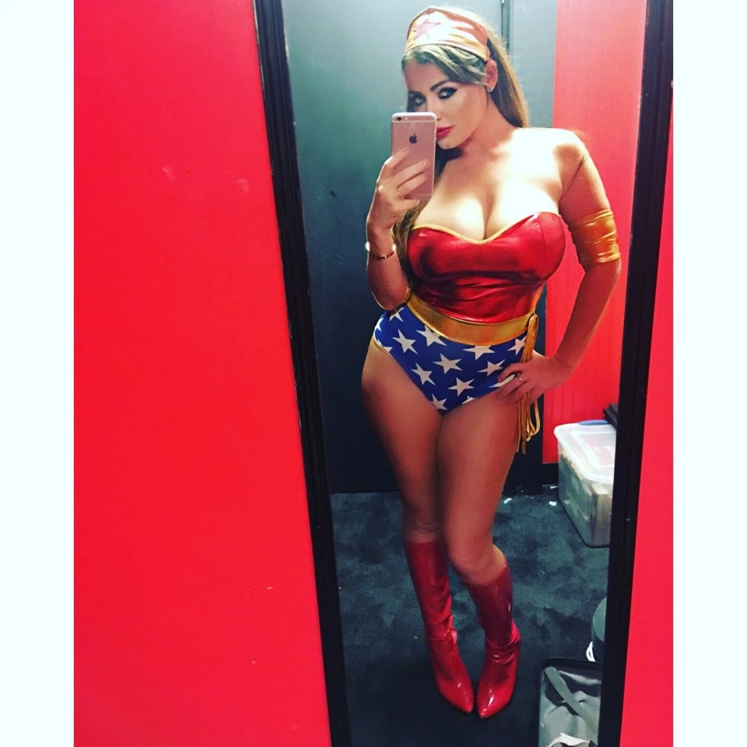 Sophie Dee [ sophiedee ] Onlyfans leaked photo 4188502 on Hotleaks.tv