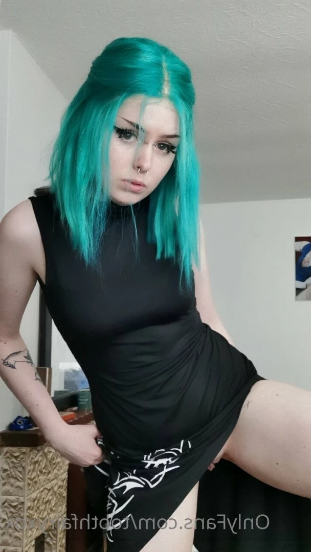 Tooth fairy 𝒕𝒐𝒑 8% [ toothfairyxox ] Onlyfans leaked photo 2484475 on Hotleaks.tv