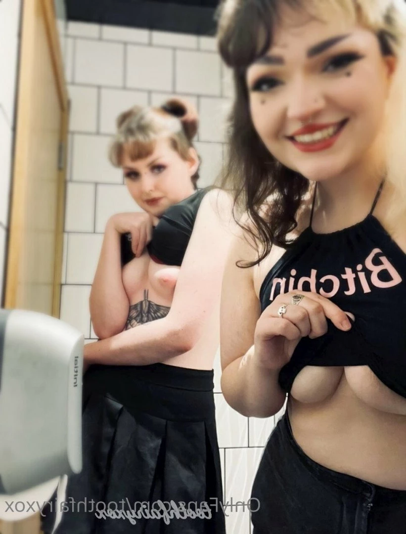 Tooth fairy 𝒕𝒐𝒑 8% [ toothfairyxox ] Onlyfans leaked photo 2484500 on Hotleaks.tv