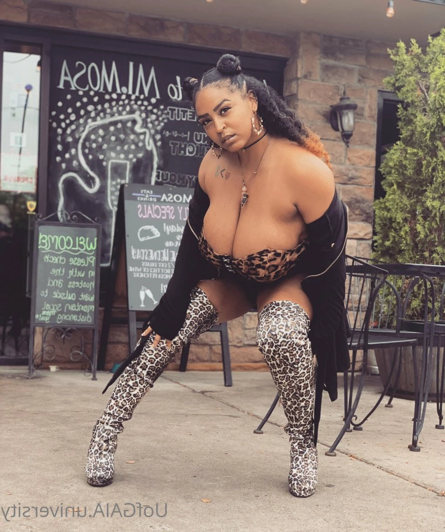 Professor GAIA [ uofgaia ] Onlyfans leaked photo 2346293 on Hotleaks.tv