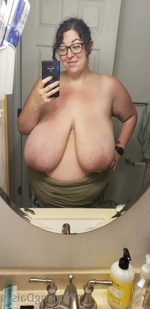 Busty Mara [ winkingdaisys ] Onlyfans leaked photo 2385052 on Hotleaks.tv
