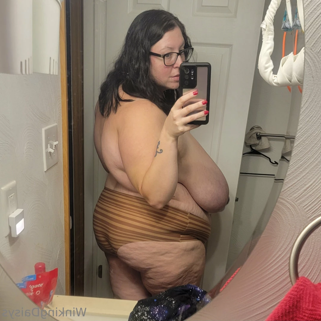 Busty Mara [ winkingdaisys ] Onlyfans leaked photo 9507444 on Hotleaks.tv