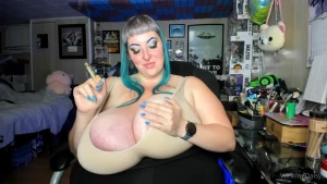 10682044