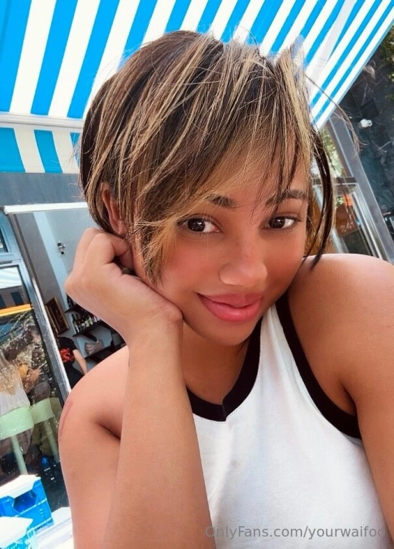 ✨Your college gf✨ [ yourwaifoo ] Onlyfans leaked photo 18430256 on Hotleaks.tv
