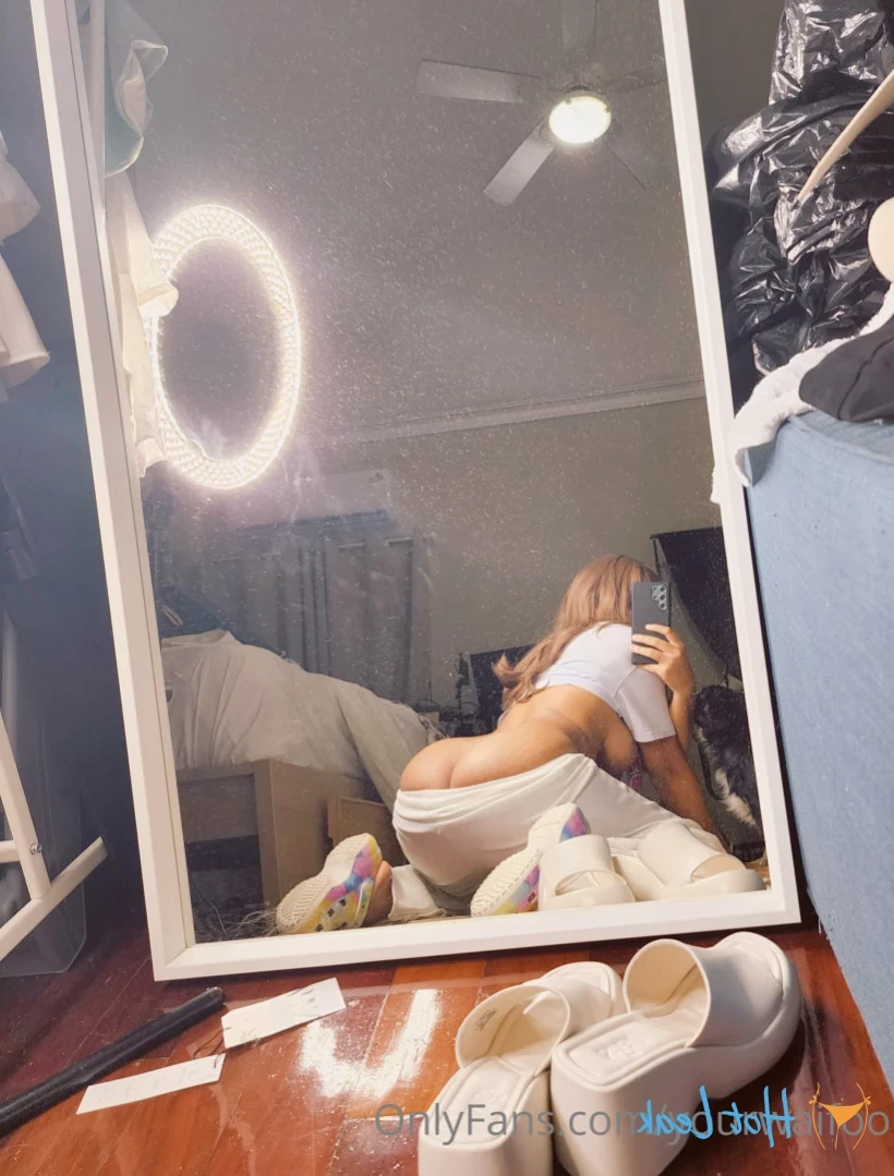 ✨Your college gf✨ [ yourwaifoo ] Onlyfans leaked photo 16511926 on Hotleaks.tv