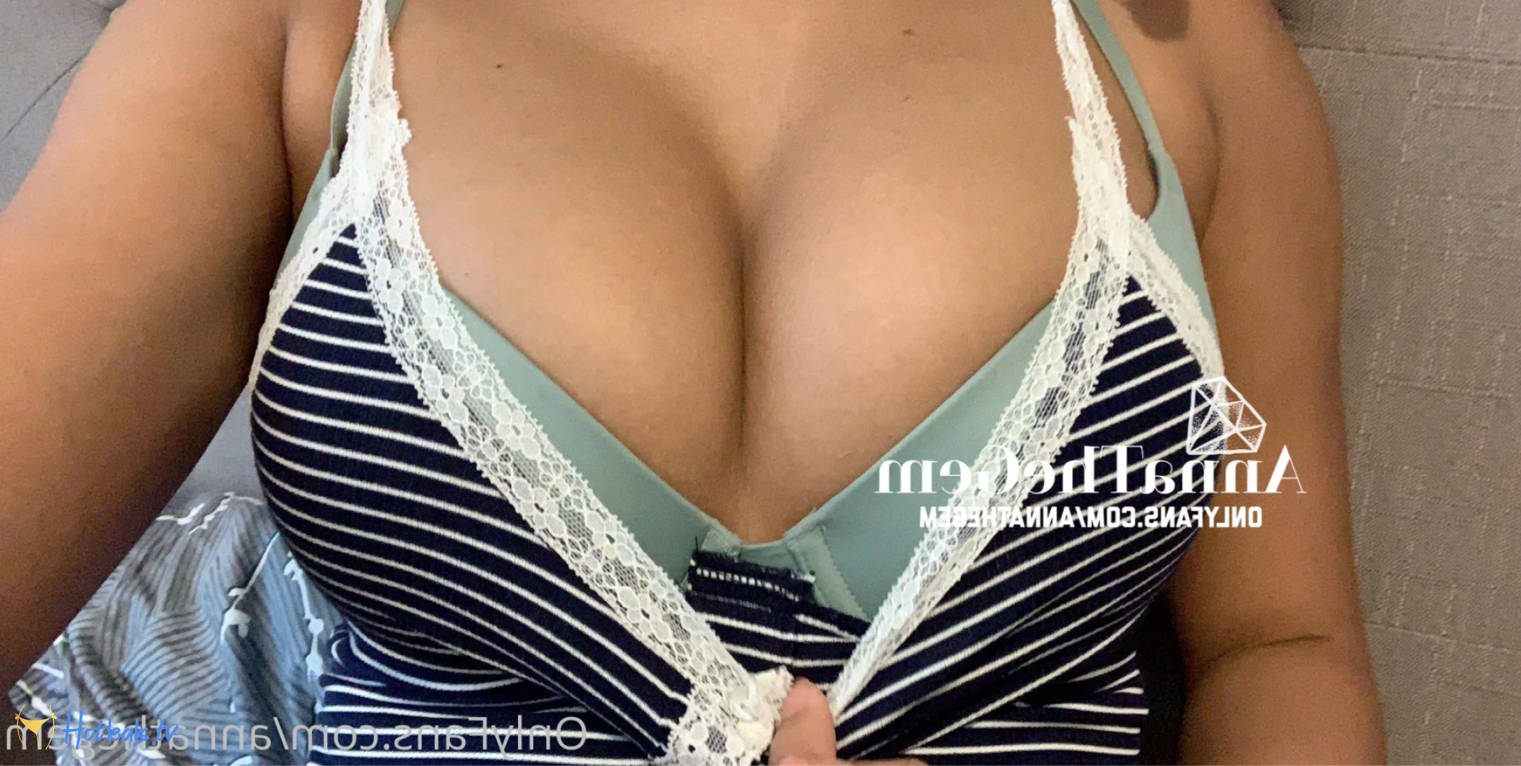 Nasty College Student 👩🏾‍🦱 Anna 💎 [ annathegem ] Onlyfans leaked photo 13552454 on Hotleaks.tv