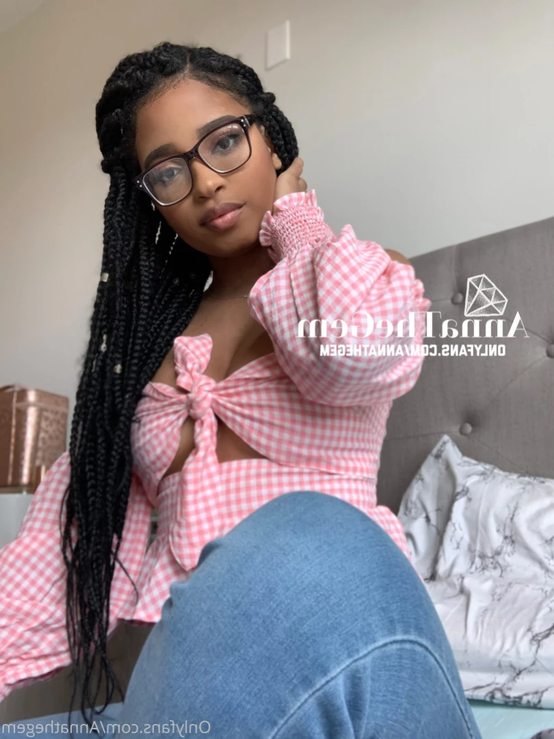 Nasty College Student 👩🏾‍🦱 Anna 💎 [ annathegem ] Onlyfans leaked photo 15203391 on Hotleaks.tv